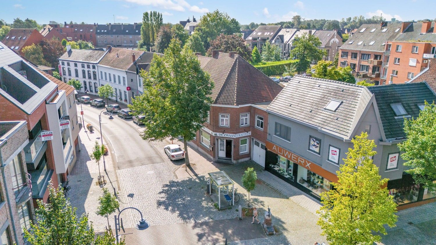 Karaktervol handelshuis met binnentuin in centrum Diepenbeek foto 20