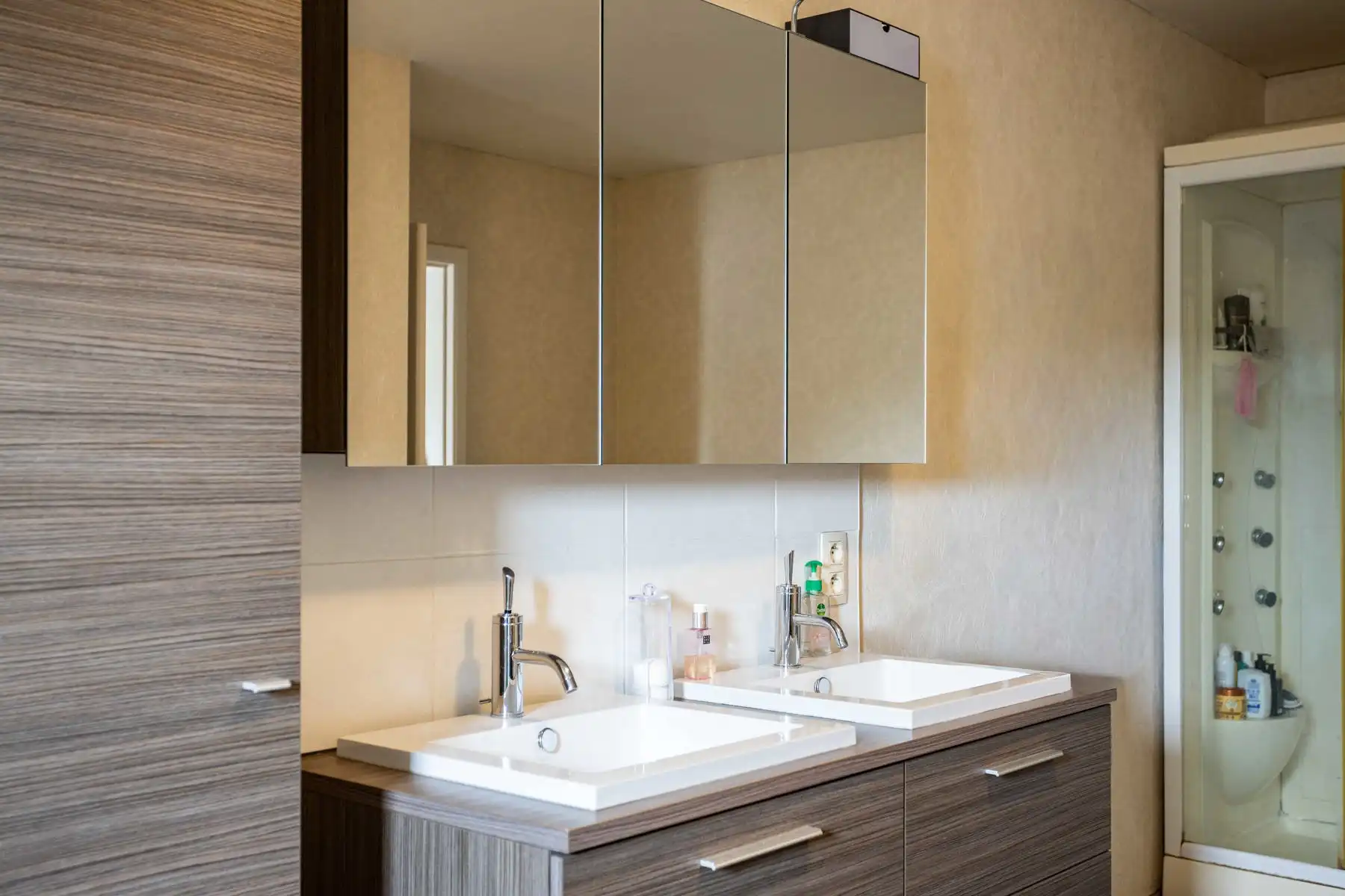 Instapklare woning met 3 slaapkamers, zonnige tuin en rustige ligging! foto 15