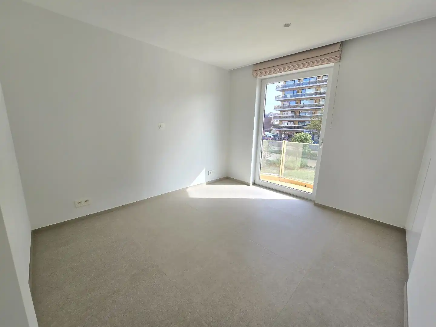 Hoekappartement met 3 slaapkamers en 2 badkamers foto 13