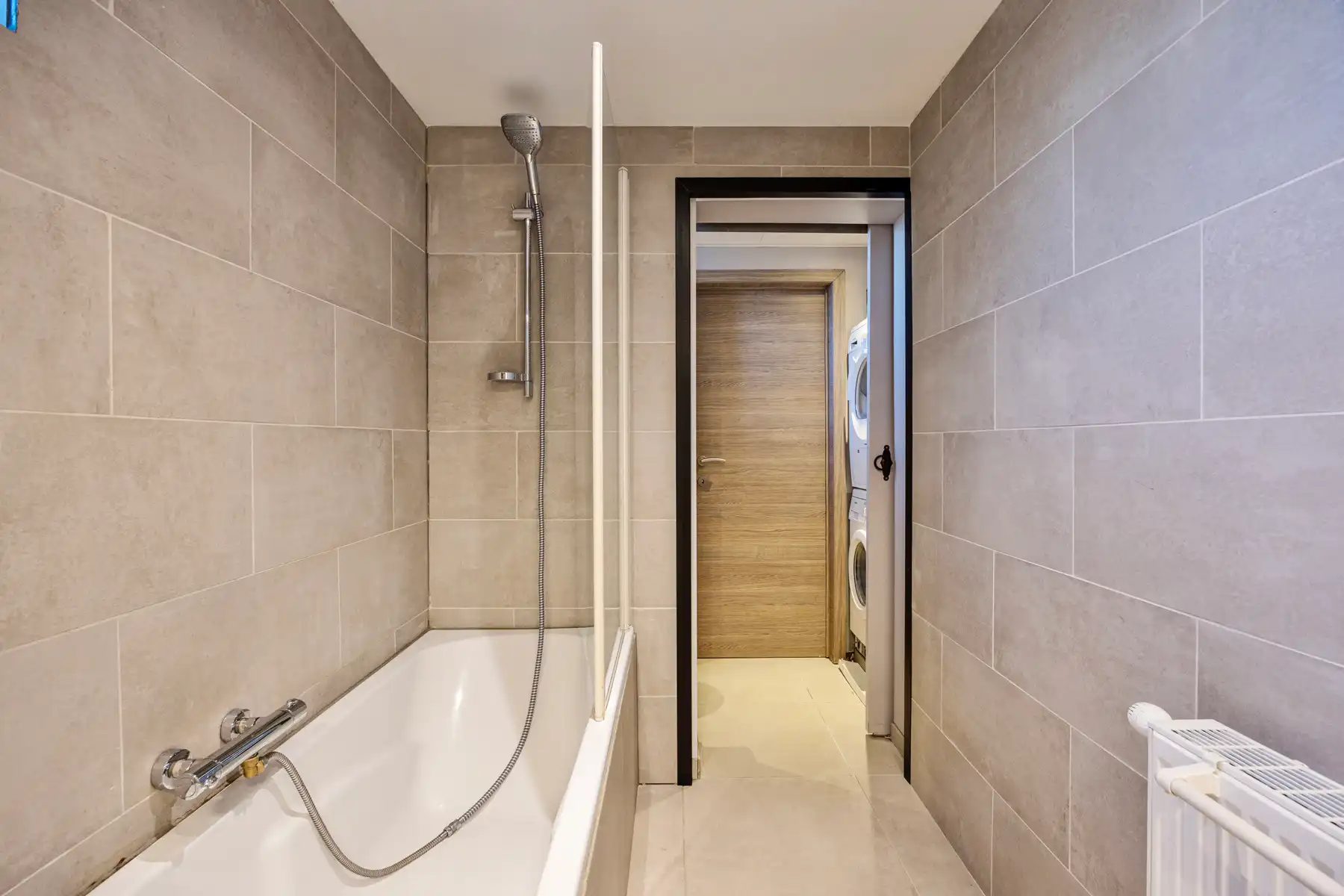 Woning met 4 slaapkamers en garage foto 11