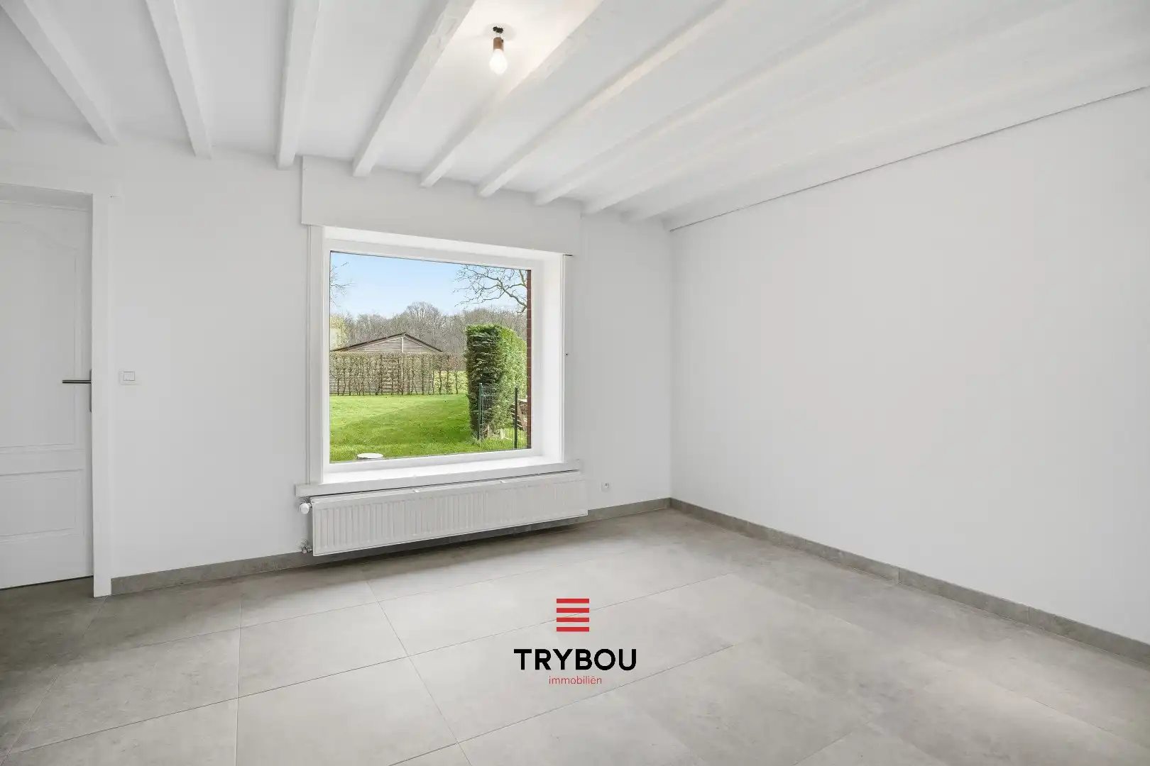 Ruime halfopen woning met 6 slaapkamers in Houthulst! foto 7