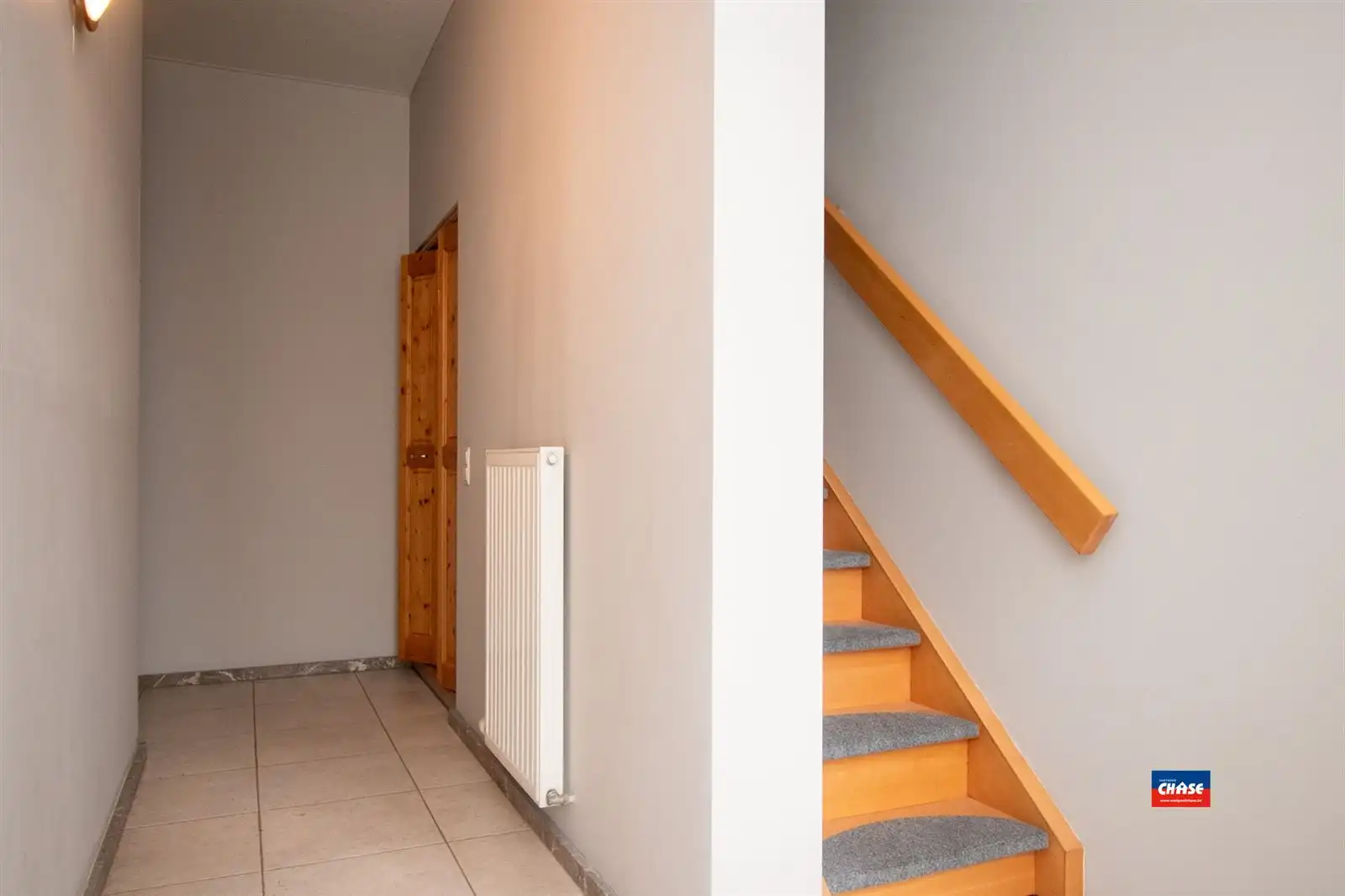 Volledig gerenoveerde woning met 2 slpks en mooie tuin foto 13