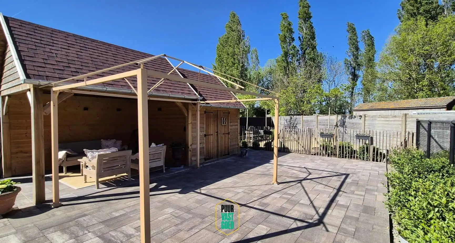 Recente, perfect afgewerkte, halfopen ruime Knokse Villa  foto 23