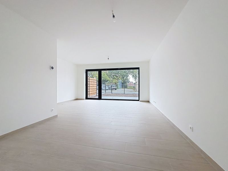 Stijlvolle nieuwbouwwoning in het centrum van Kaprijke foto 3