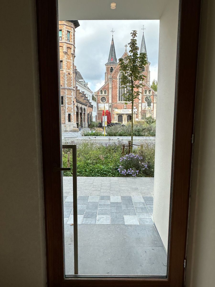 modern 1-slaapkamerappartement in hartje Kortrijk foto 10
