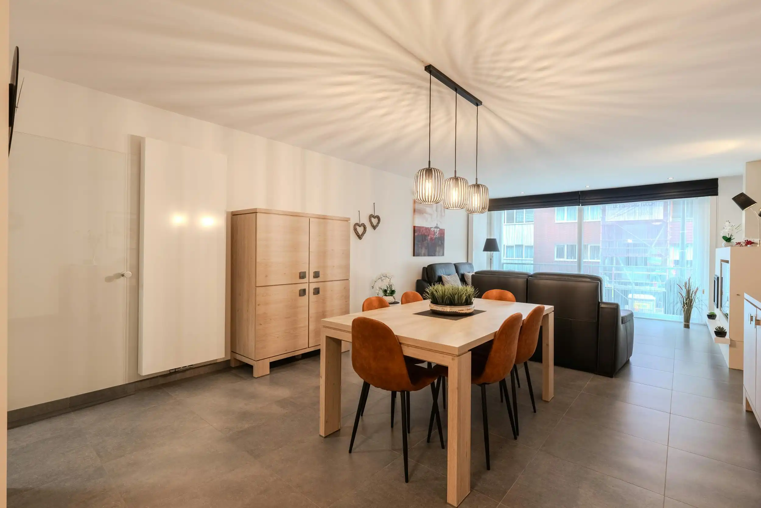 3-slaapkamer appartement met zonneterras (53m²) te Oostende foto 2