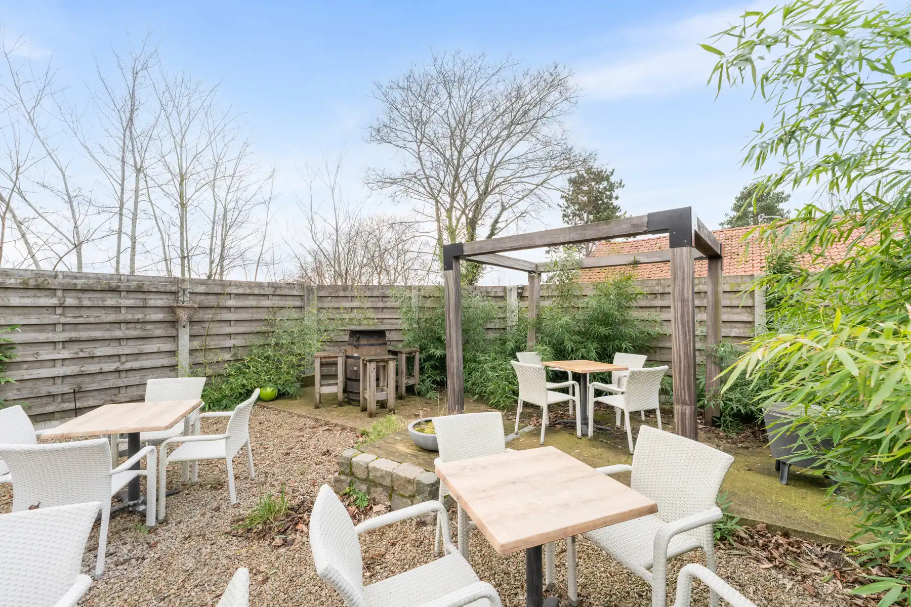 Karaktervol handelspand met woonst in Wulpen foto 10