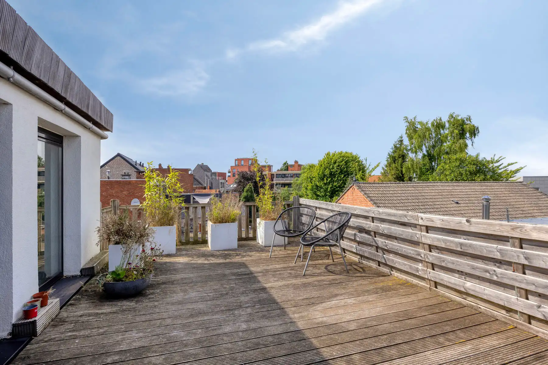 Lichtrijk instapklaar 1-slk appartement met ruim terras! foto 9