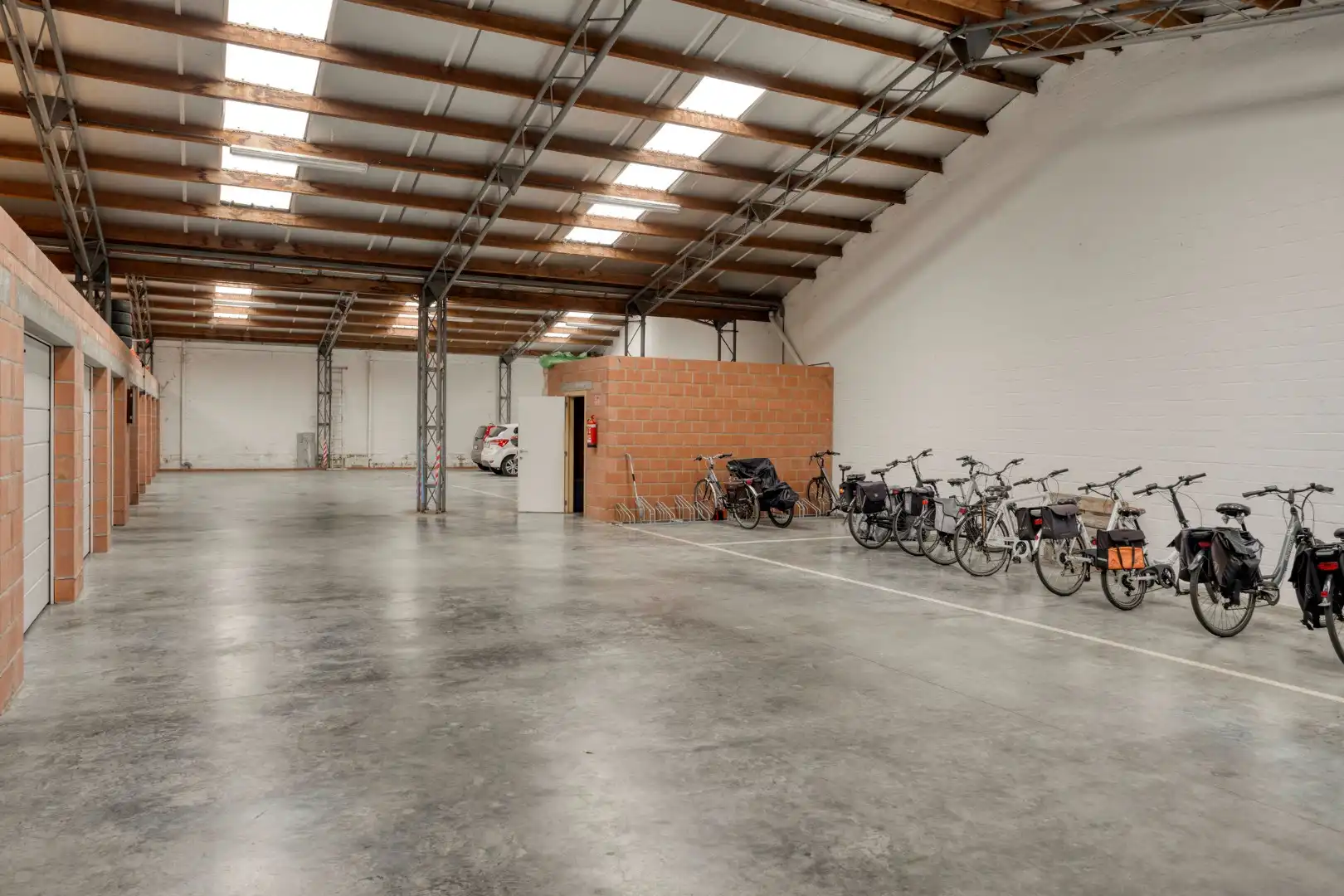 Dakappartement met 2 slaapkamers, 2 terrassen, garage én staanplaats! foto 24