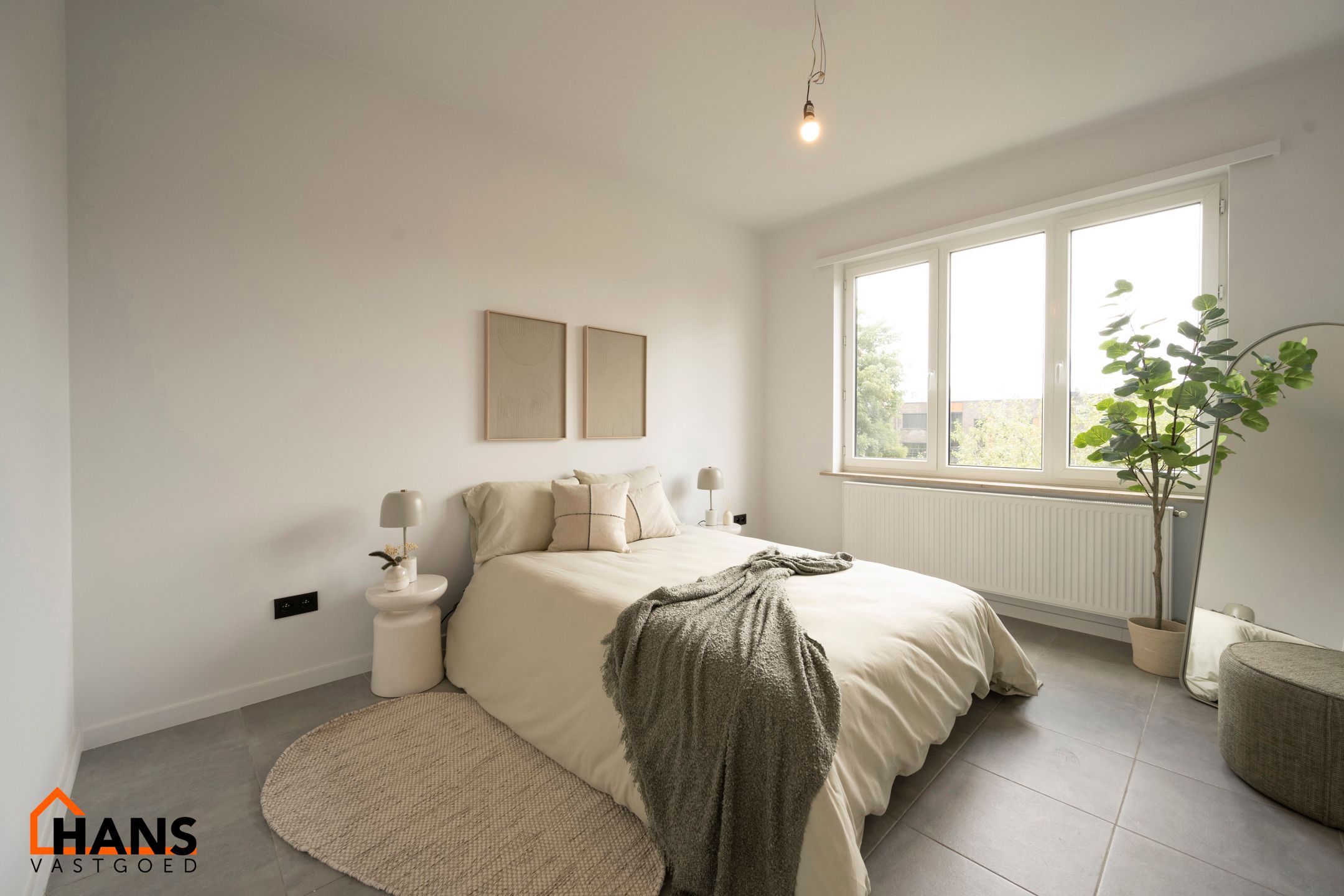 Instapklaar appartement met garage en tuin. foto 9