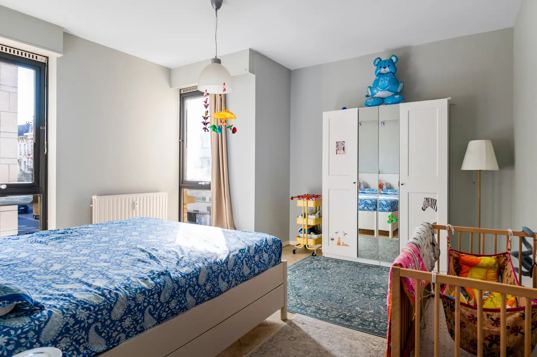 Ruim 3-slaapkamer appartement met terras op toplocatie foto 7