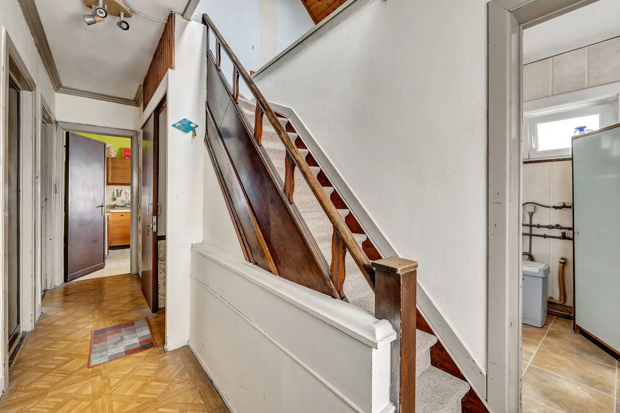 Ruime woning met twee entiteiten en ruime garage foto 12