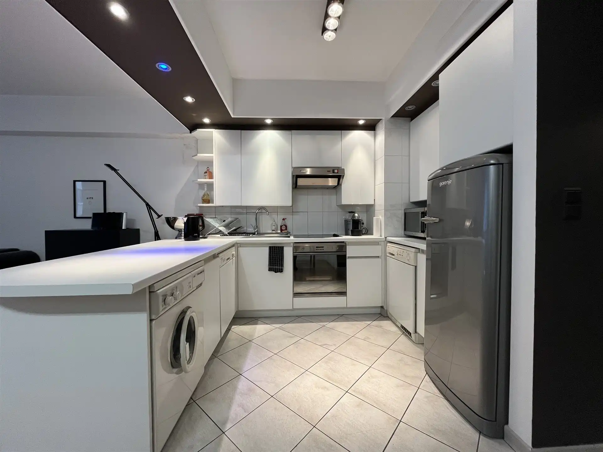 Appartement met terras op 200 m vh Centraal Station! foto 6