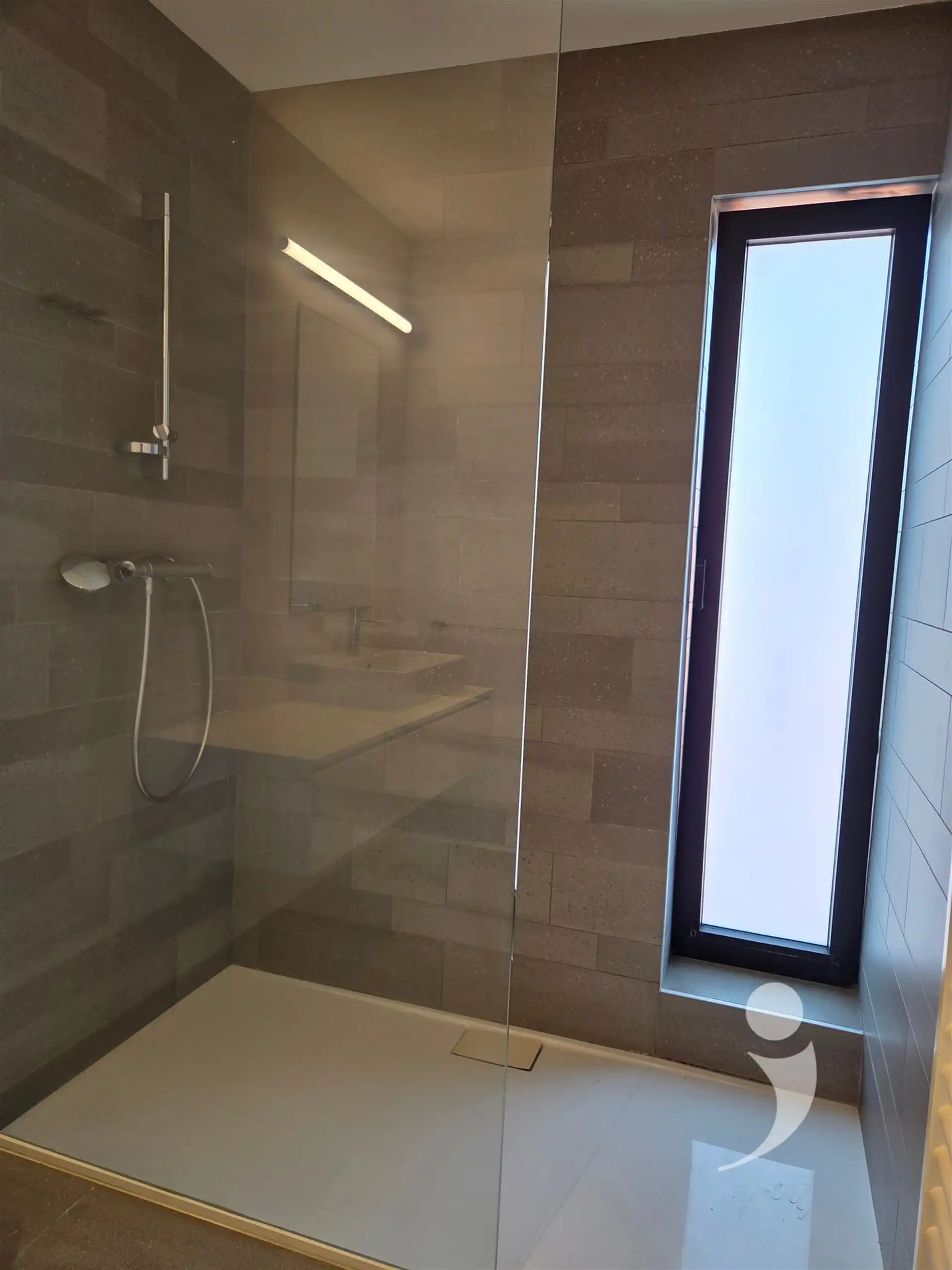modern appartement op topligging foto 14