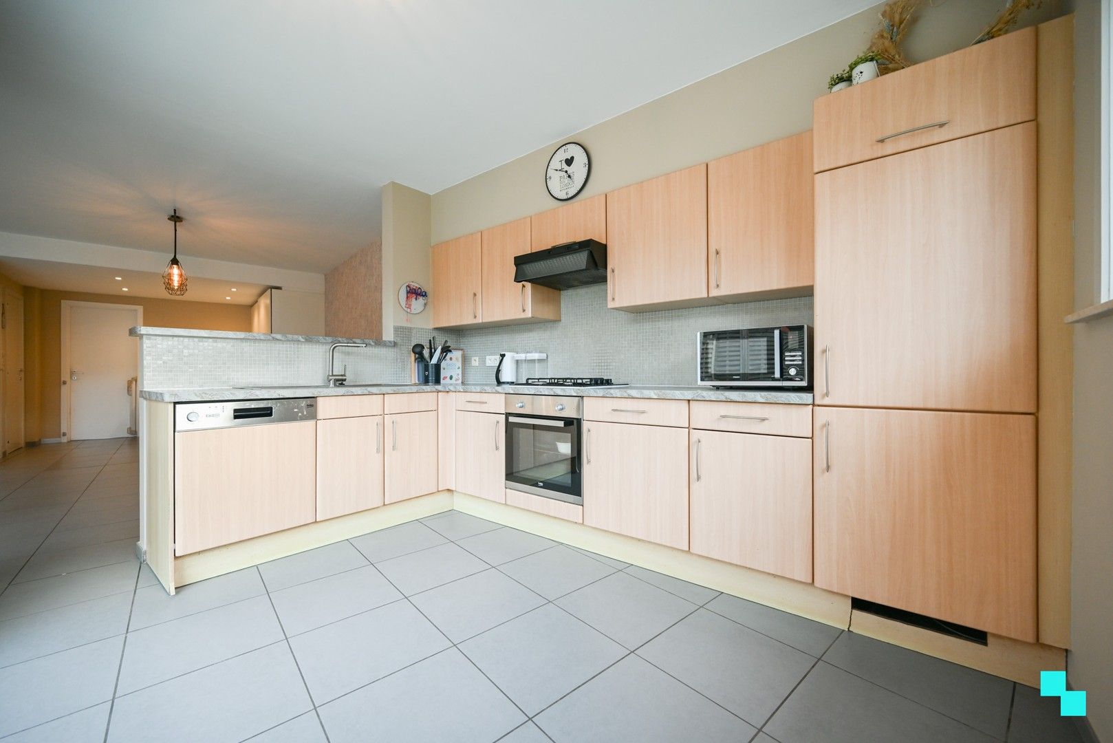 Instapklare HOB met drie slaapkamers te Izegem foto 8