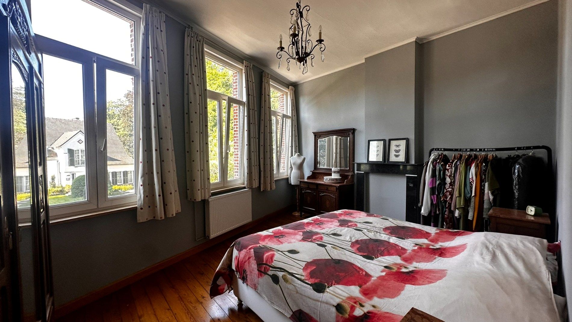 Ruime woning met tuin in centrum Lokeren foto 8