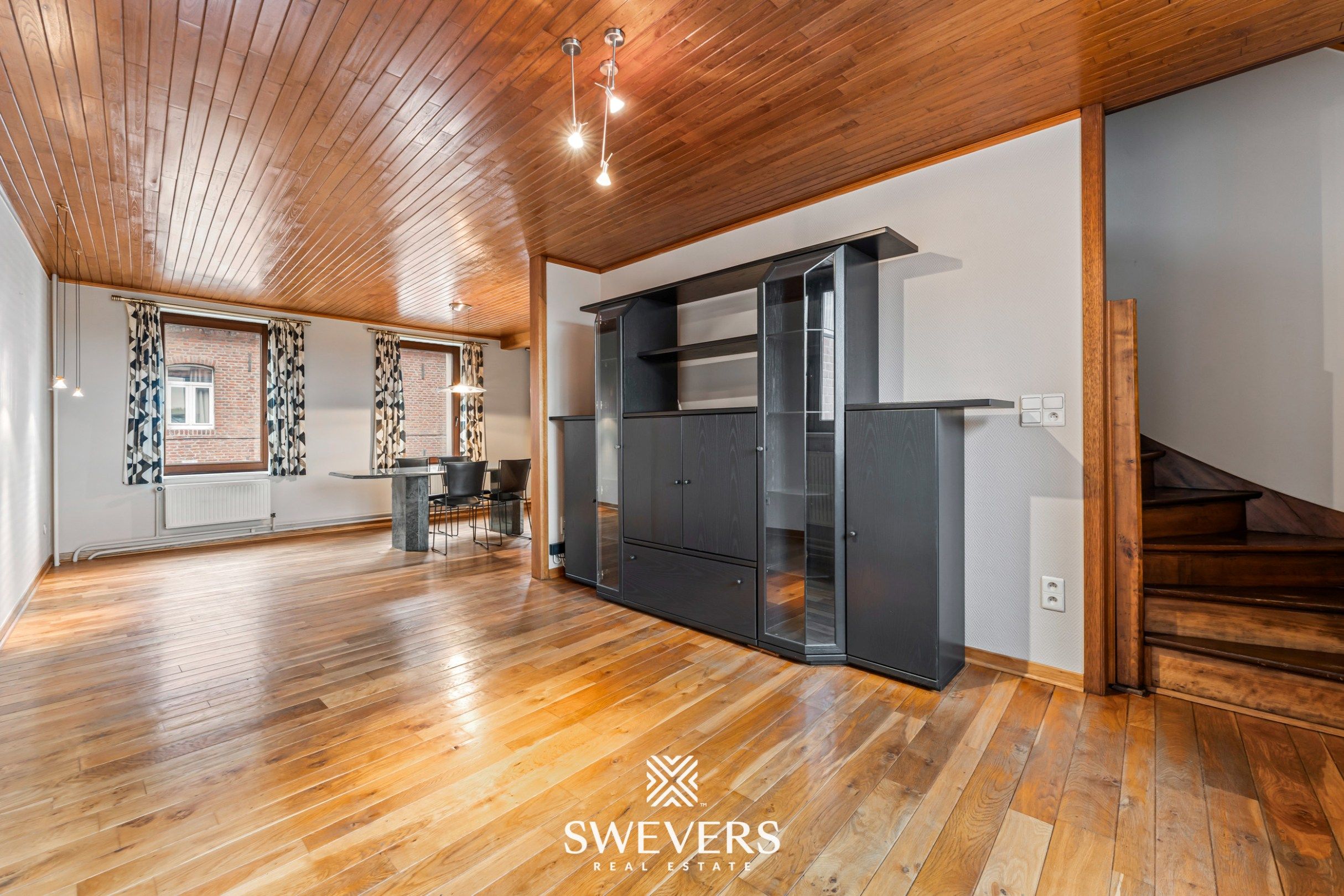 Instapklaar handelspand met woonst en tuin in Herk-de-Stad foto 11