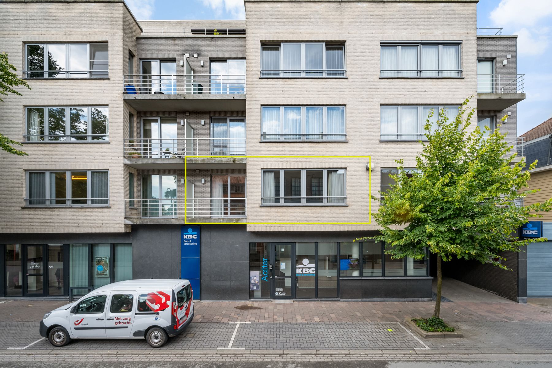 Ruim appartement in het centrum van Aalter foto {{pictureIndex}}