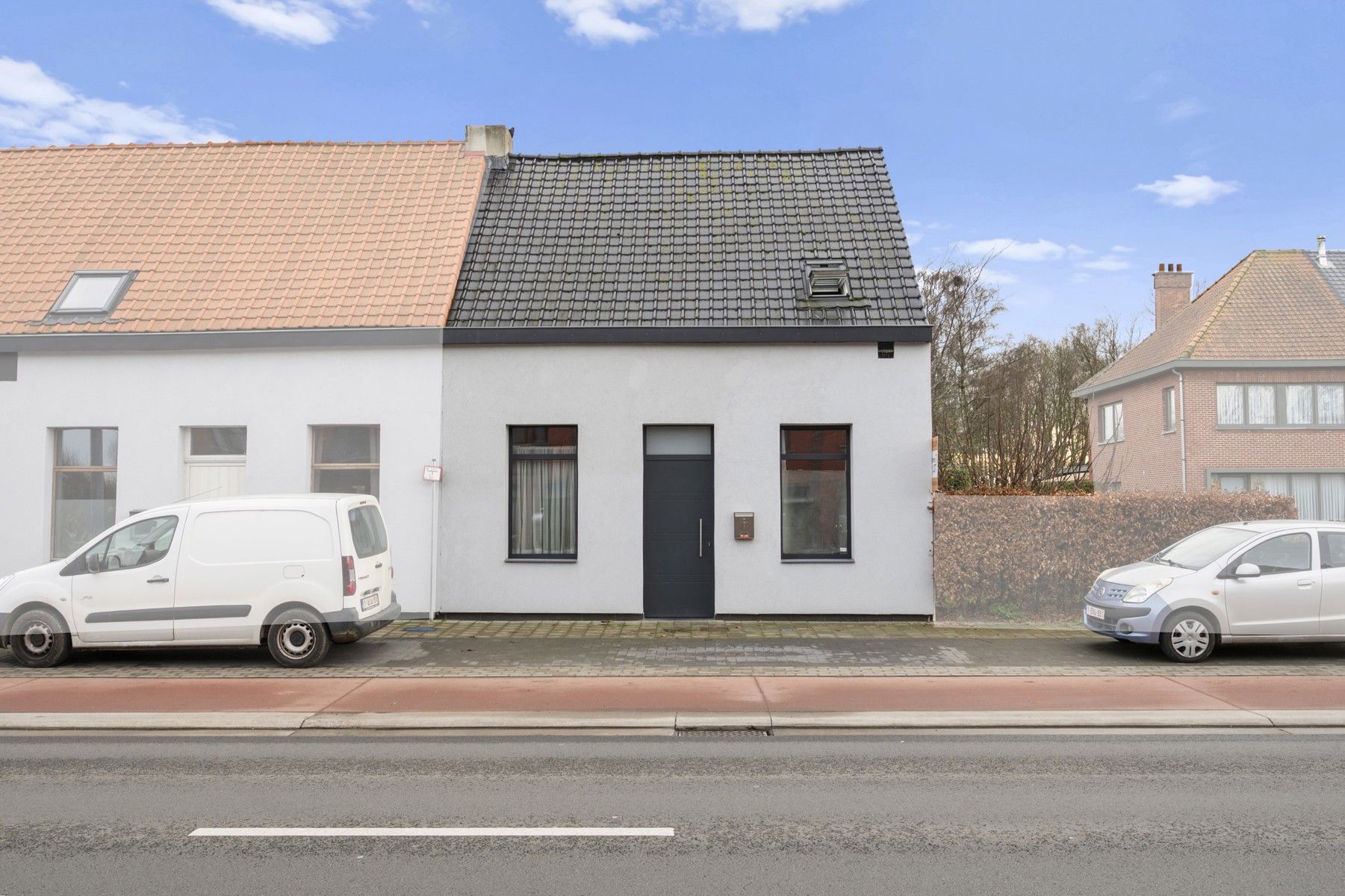 Hoofdfoto van de publicatie: Ideale starterswoning of investeringsopportuniteit in Lokeren 