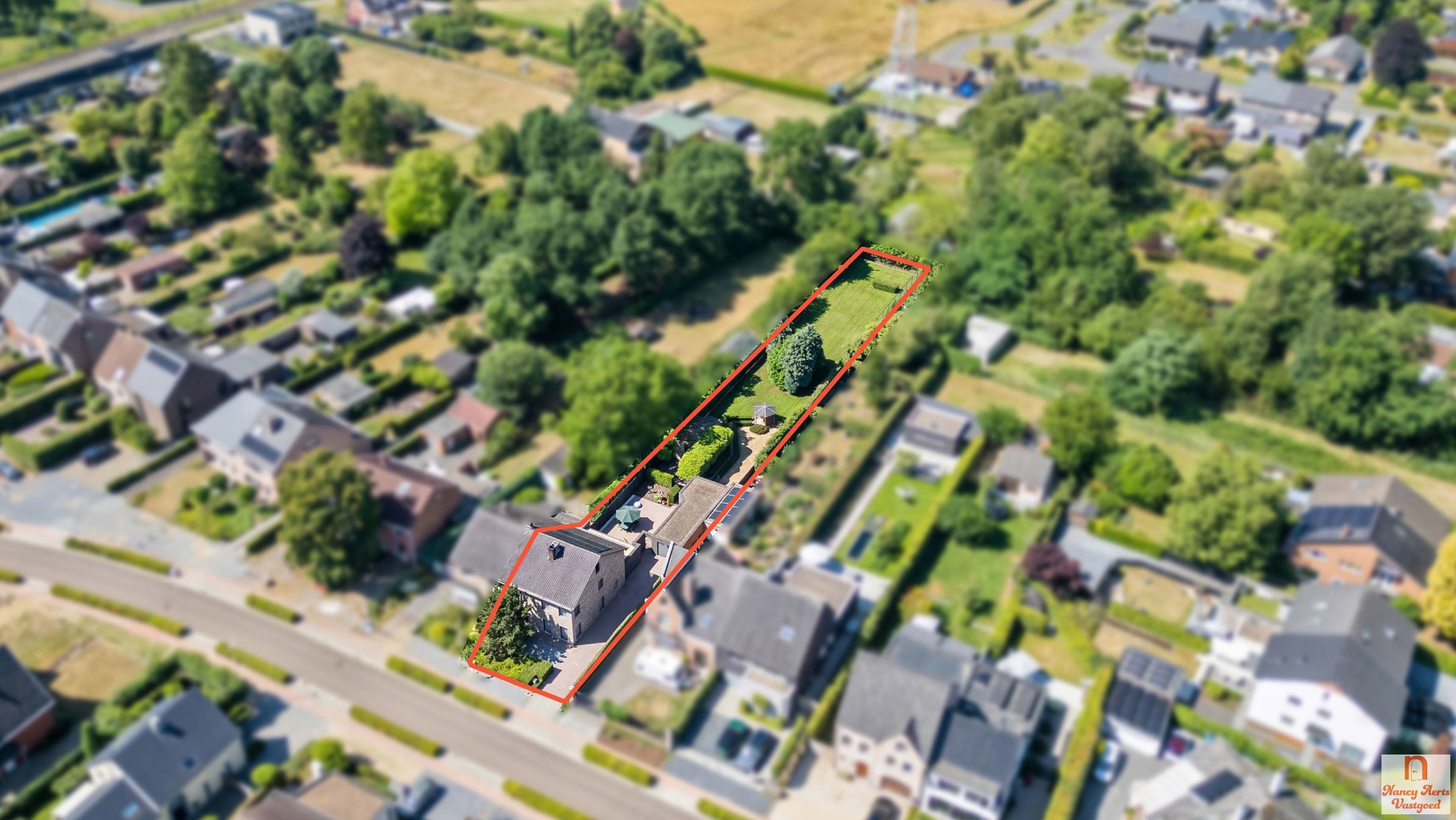 Grondig gerenoveerde woning met kwaliteitsafwerking foto 30