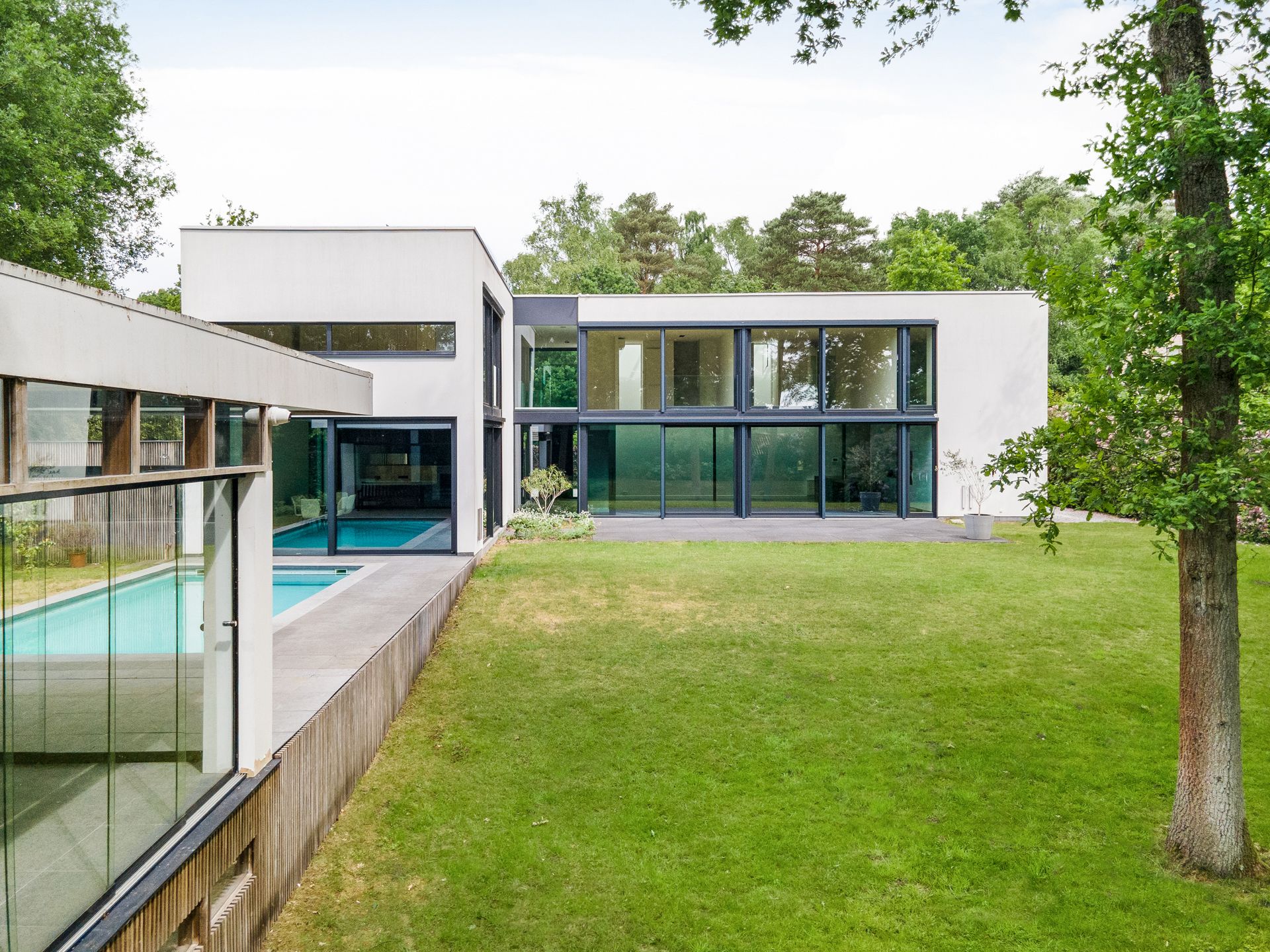 Luxueuze moderne villa foto 41