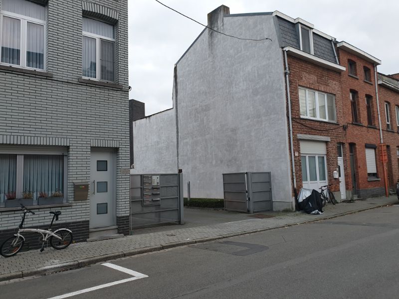 Autostaanplaats te Koop in Mechelen, Sint-Gommarusstraat foto {{pictureIndex}}