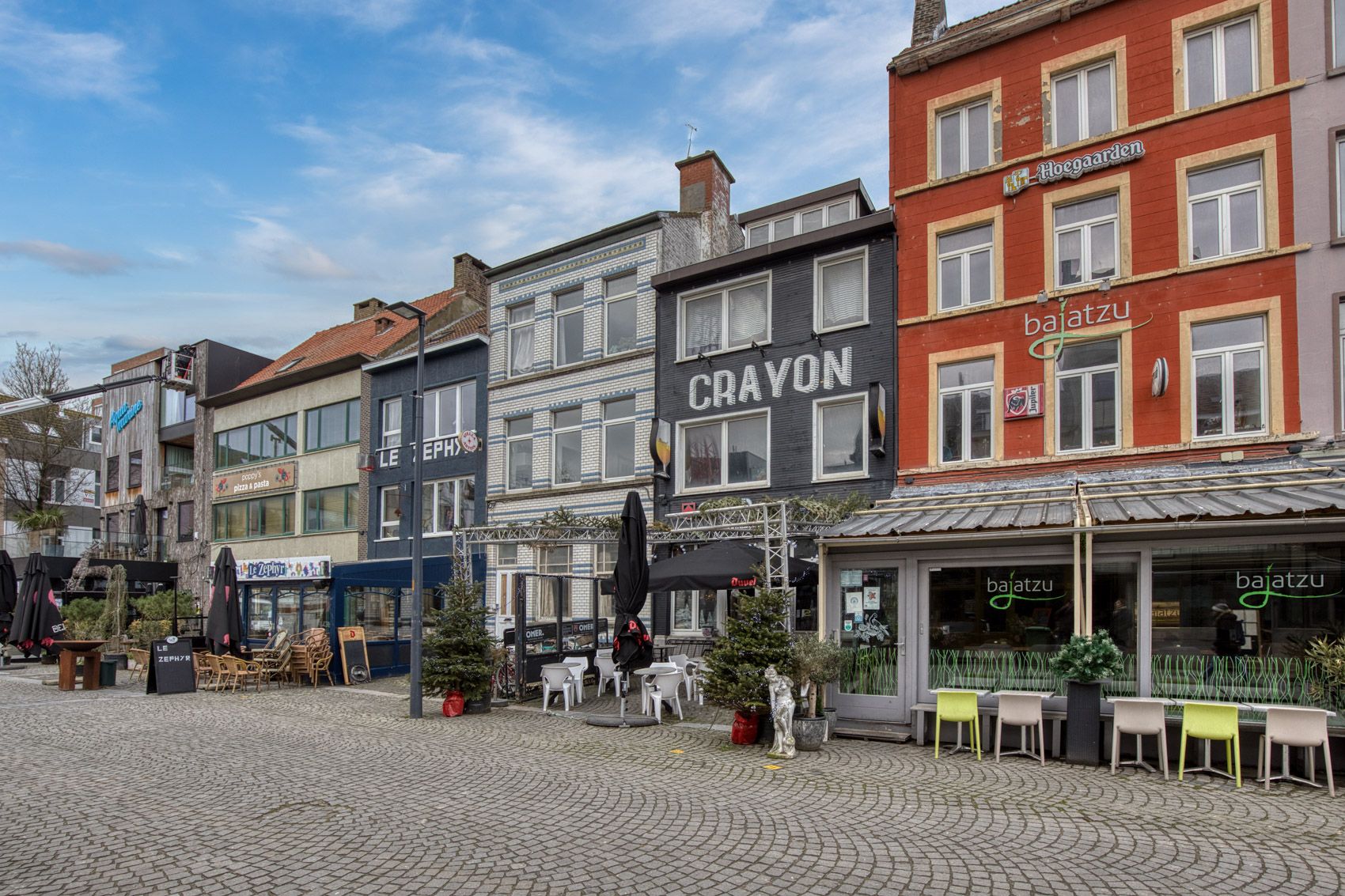 ICONISCH CAFÉ IN HARTJE OOSTENDE – DE CRAYON foto {{pictureIndex}}