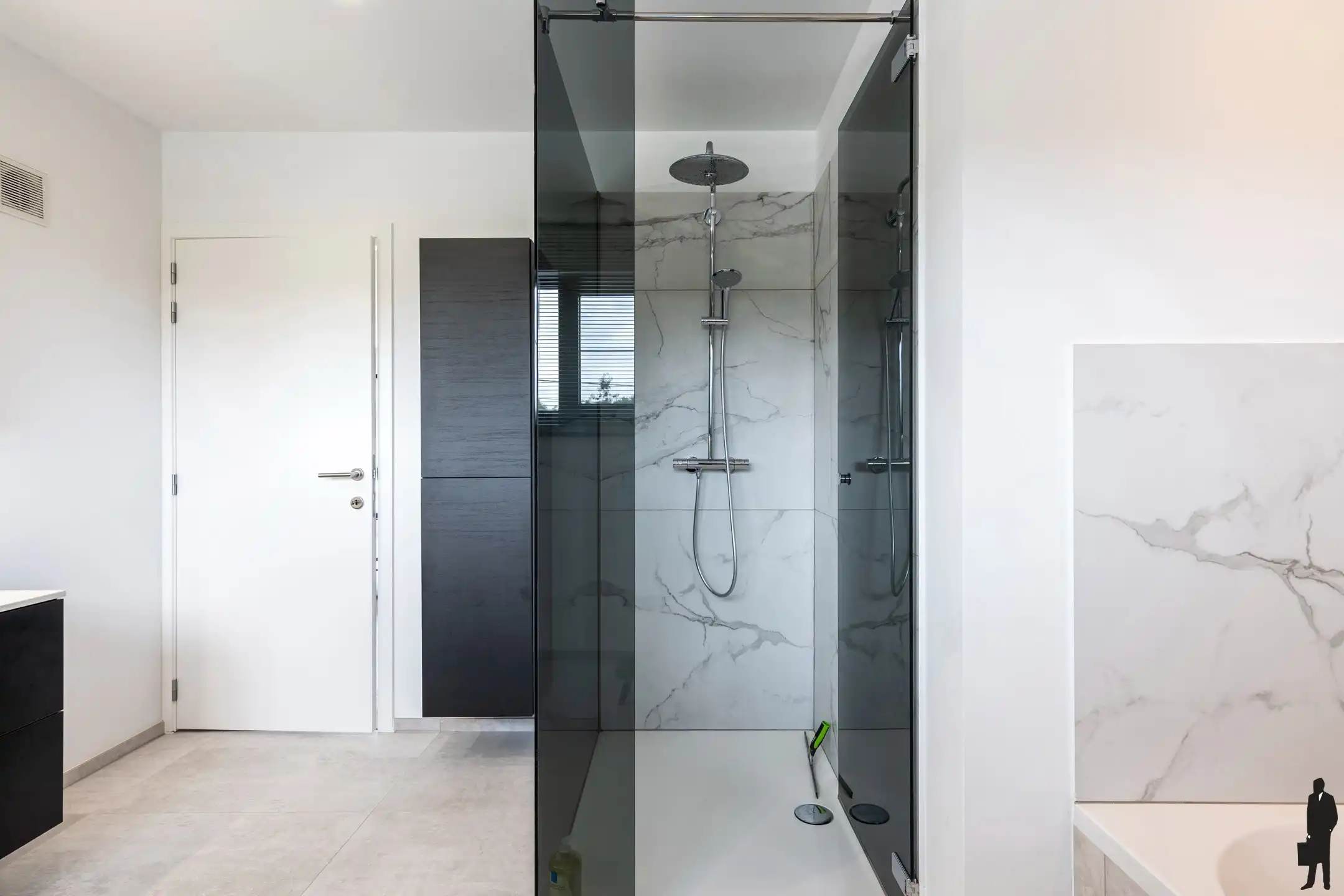 Ruime woning met multifunctionele studio foto 22
