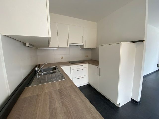 Gelijkvloers 2 slaapkamer appartement met garage in centrum van Geel foto 6