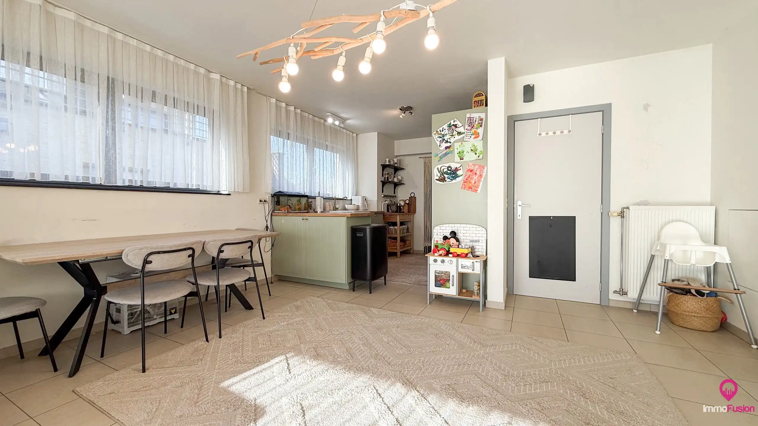 Instapklare gezinswoning met 3 slaapkamers te Heusden-Zolder foto 8