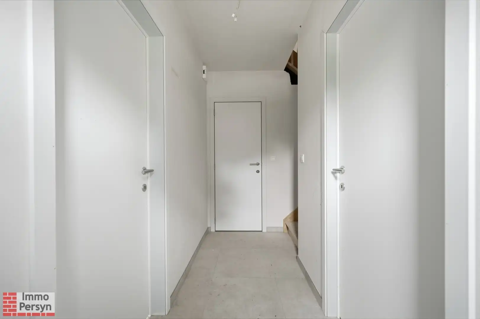 Prachtige nieuwbouw halfopen bebouwing in rustige straat foto 4