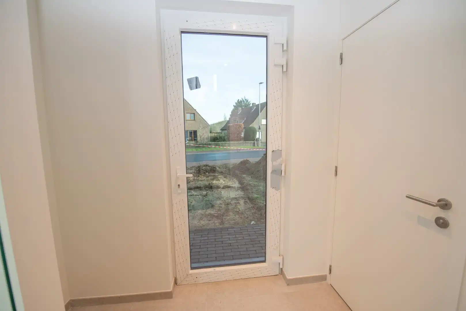 Moderne HOB nieuwbouwwoning met 3 slaapkamers te huur foto 2