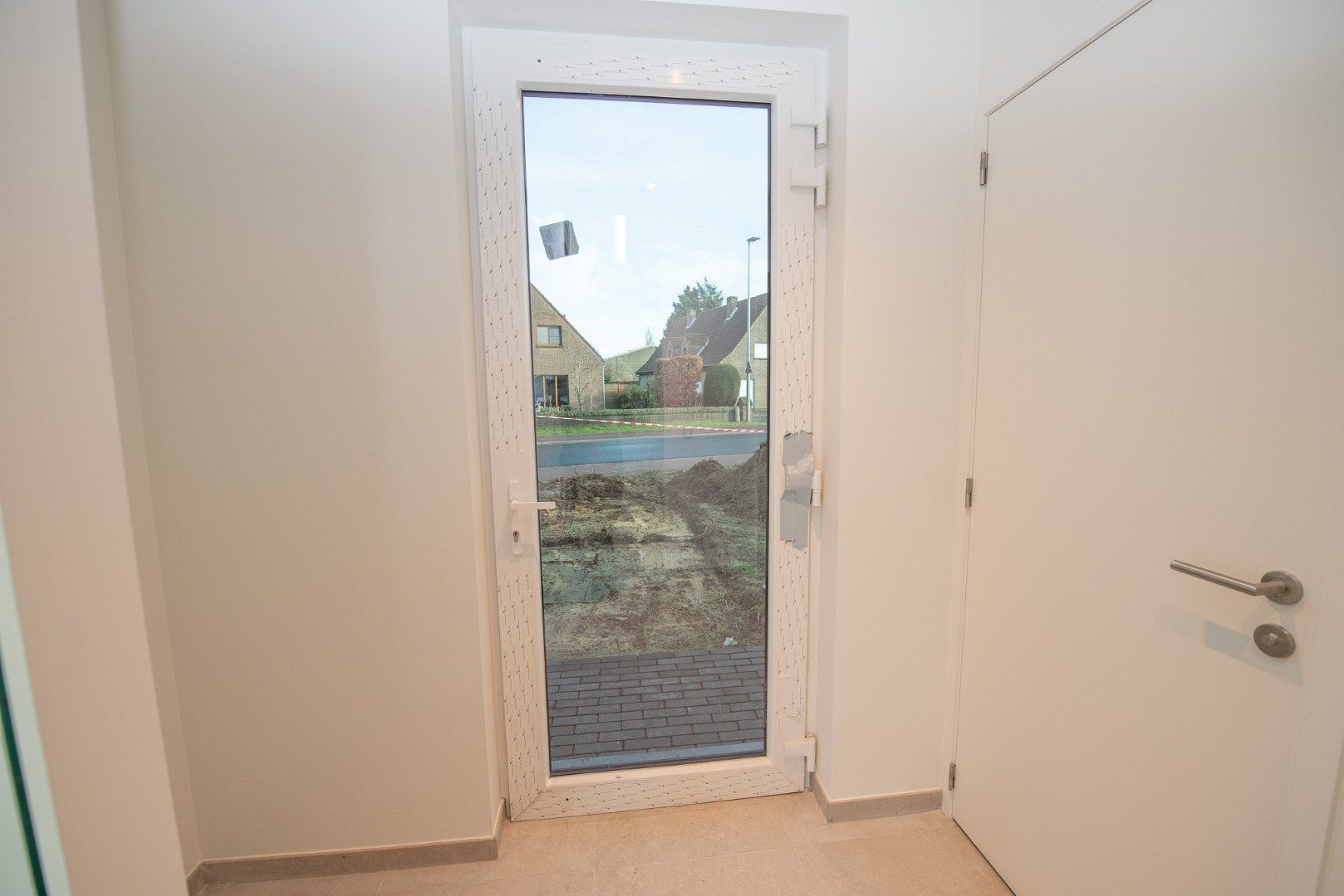 Moderne HOB nieuwbouwwoning met 3 slaapkamers te huur foto 2