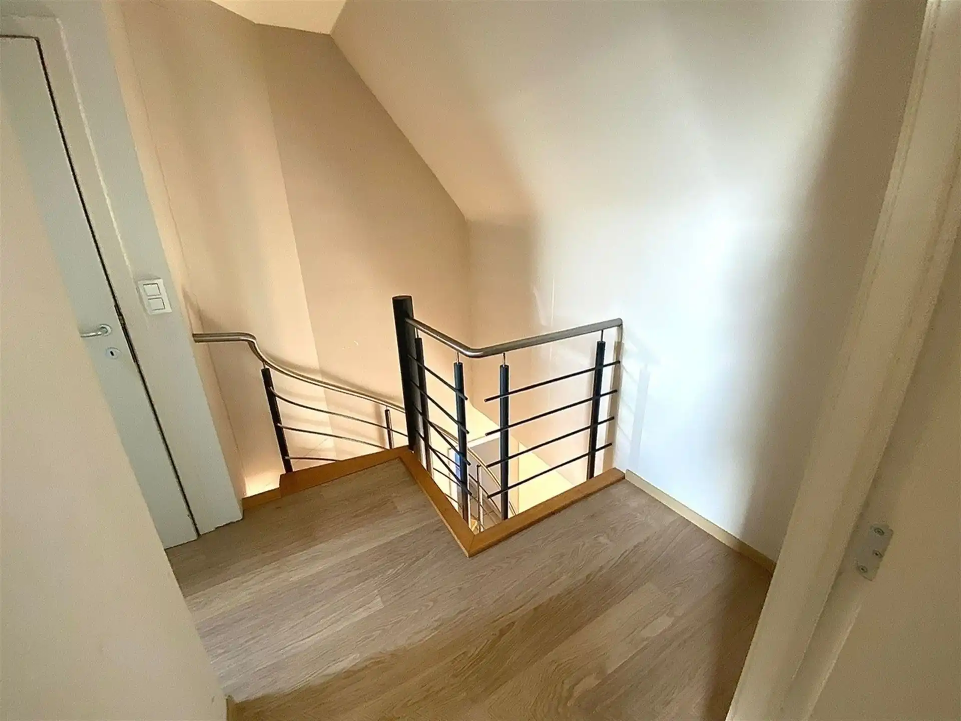 Ruim duplex-appartement met 2 slaapkamers en terras foto 13