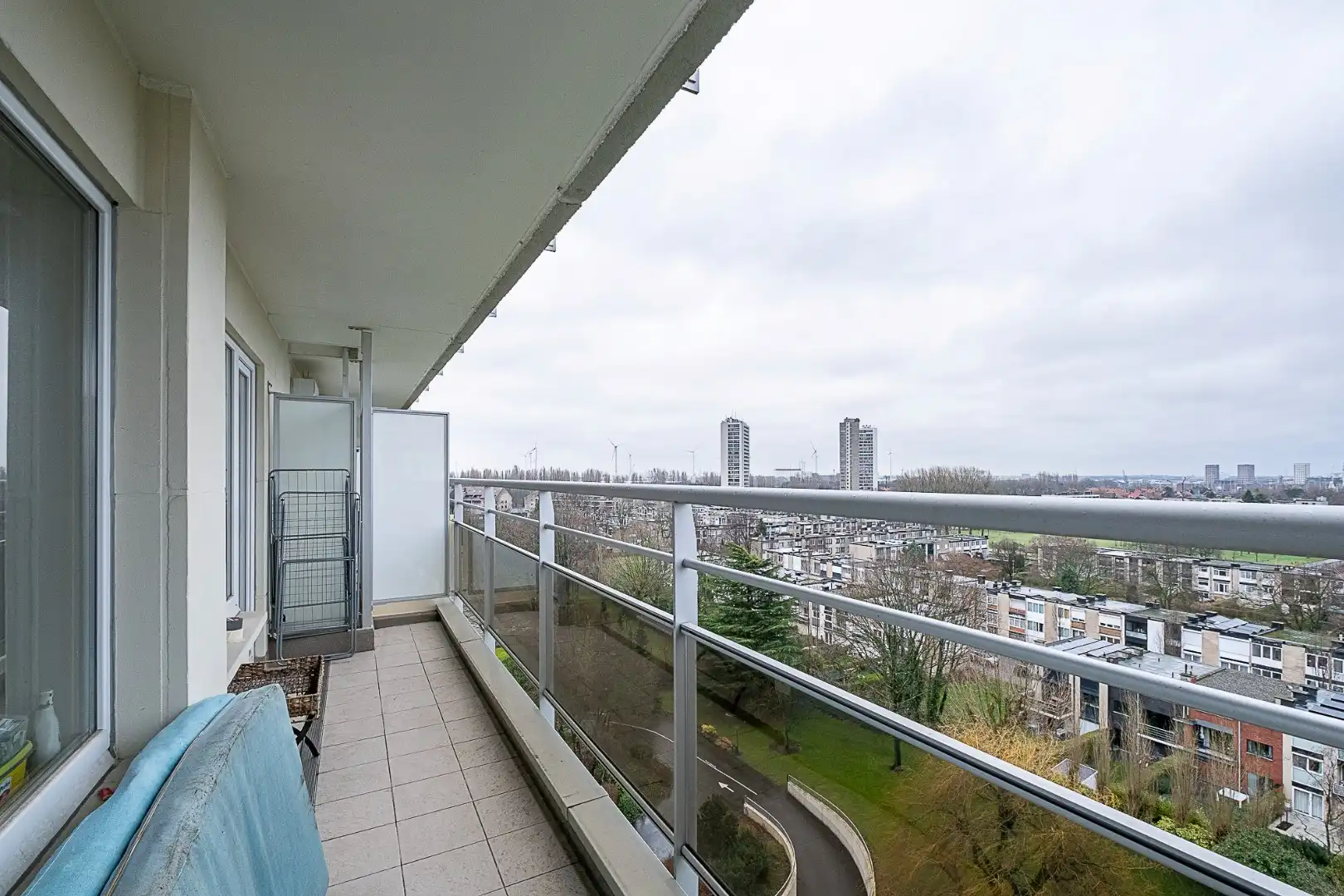 Ruim en instapklaar appartement gelegen op de 9de verdieping foto 13