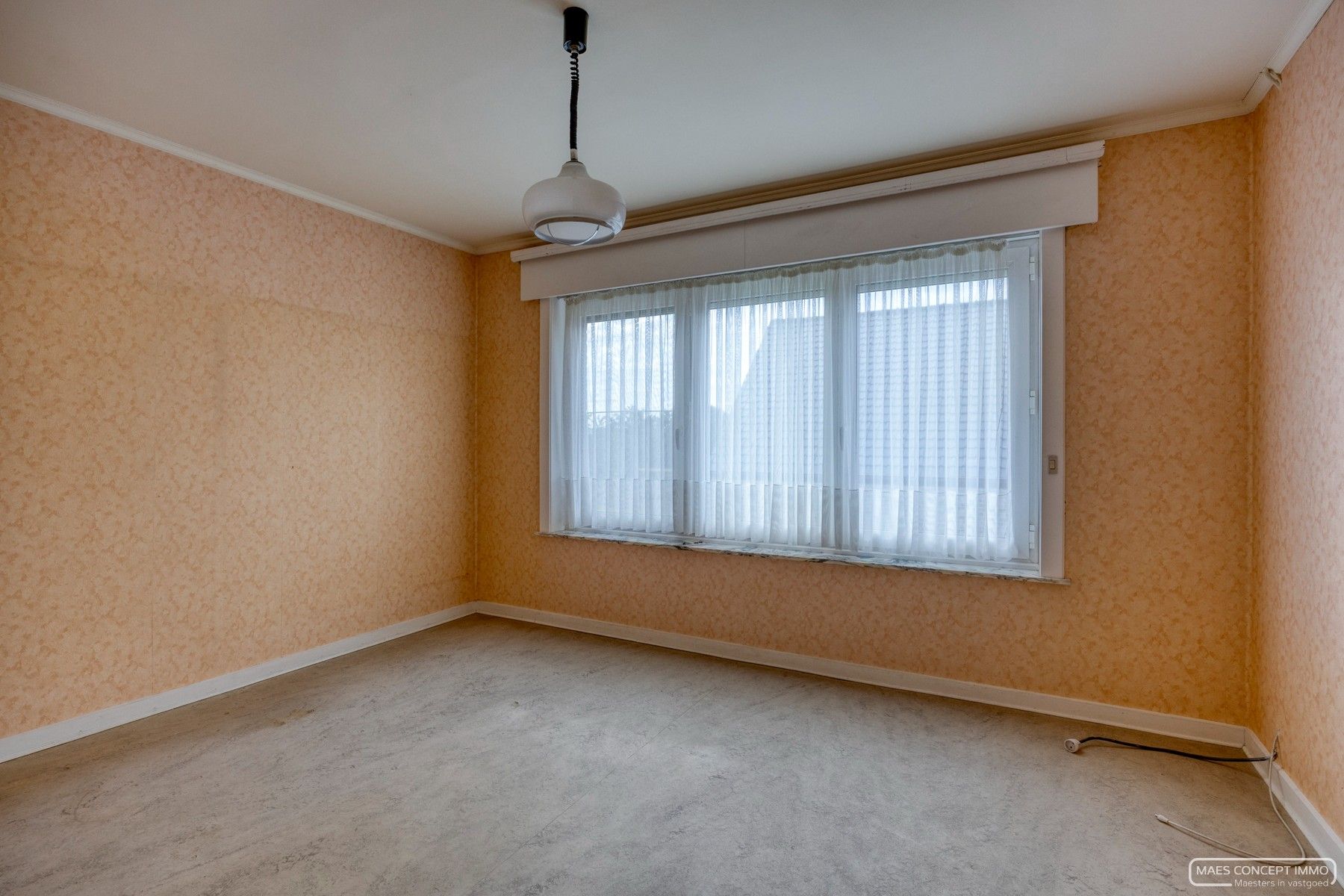 Te renoveren woning te koop te Anzegem met prachtig verzicht foto 9