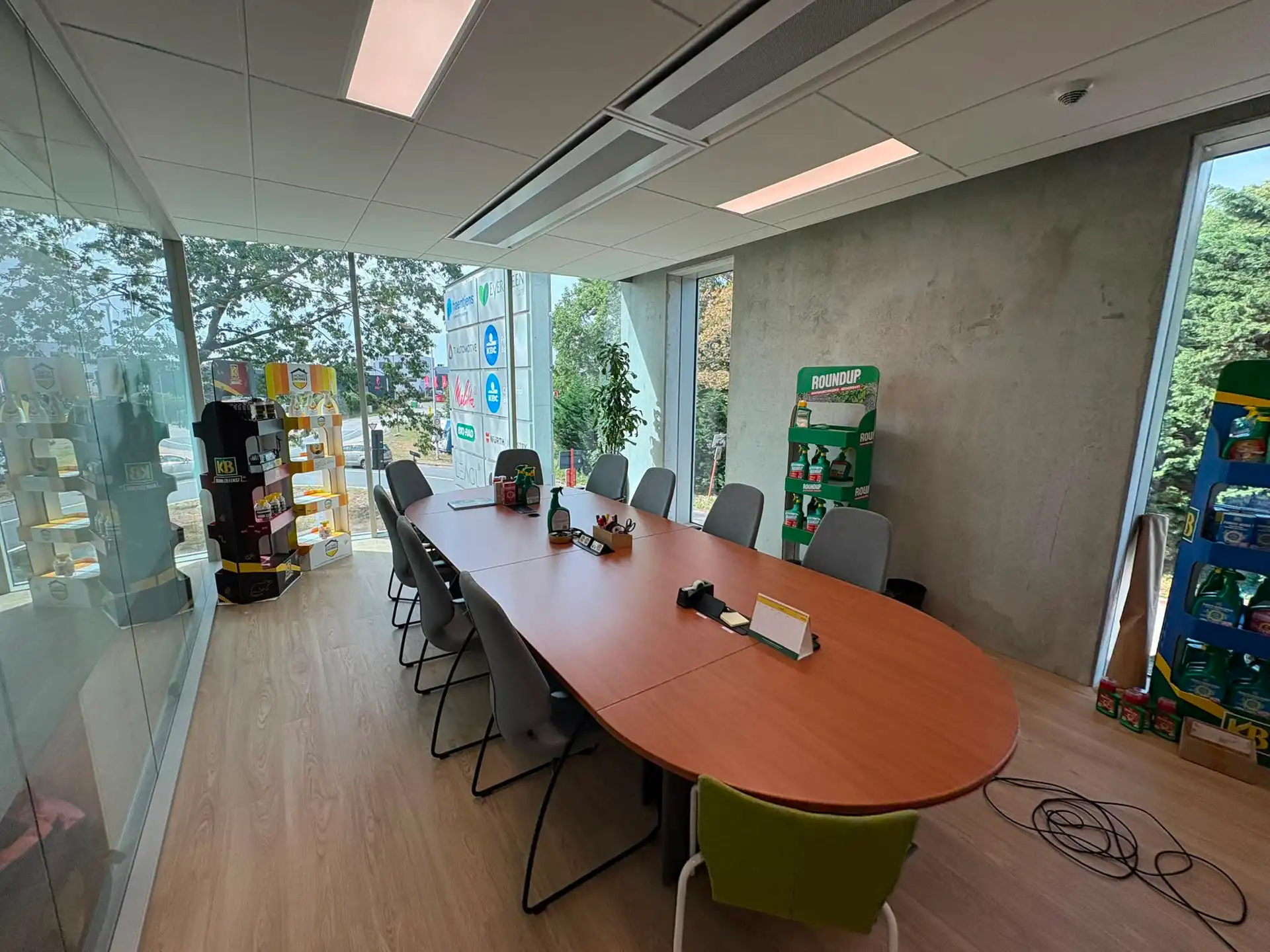 Moderne kantoorruimte 445 m² op toplocatie E17 in Lokeren foto 22