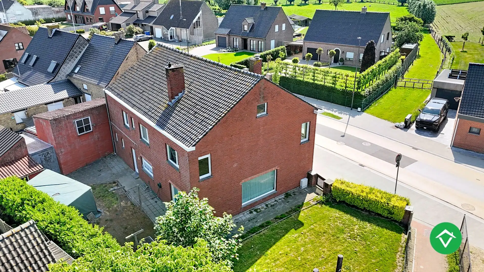 Gezinswoning met polyvalente ruimte, vijf slaapkamers en inpandige garage te Koekelare foto 23