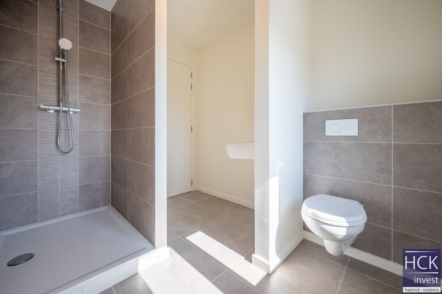 KRUISHOUTEM - Gerenoveerde en instapklare woning met 4 SLPK! foto 24
