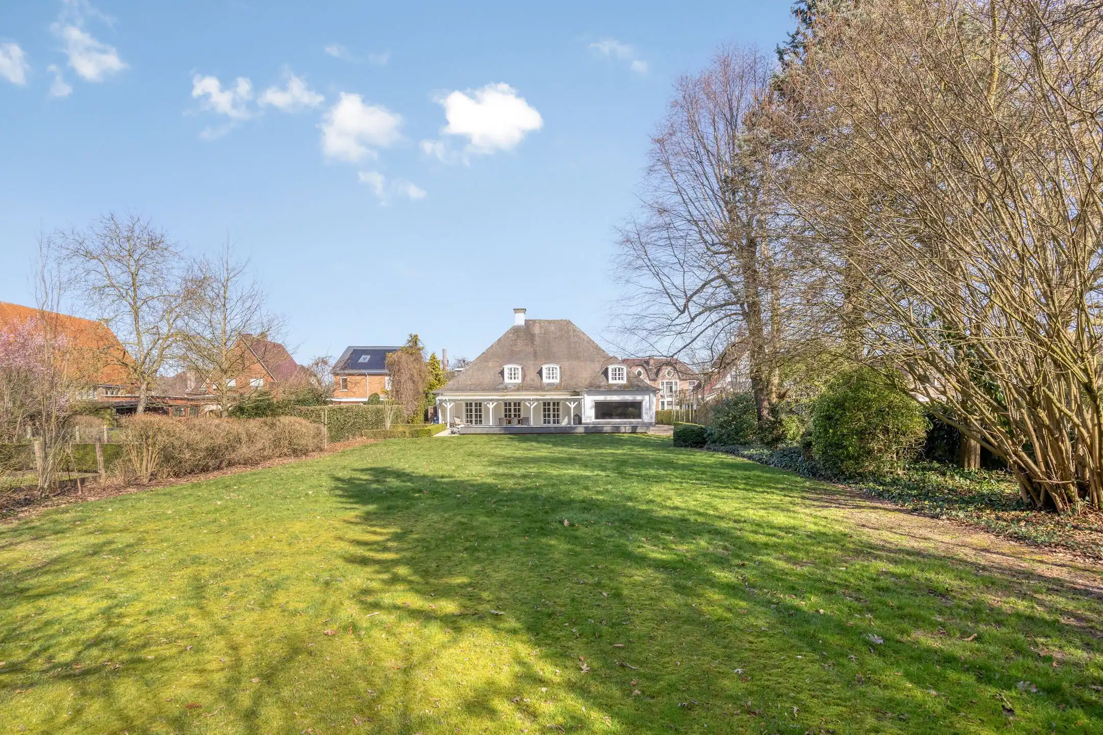 Karaktervolle villa: verwarmd zwembad & praktijkruimte foto 26