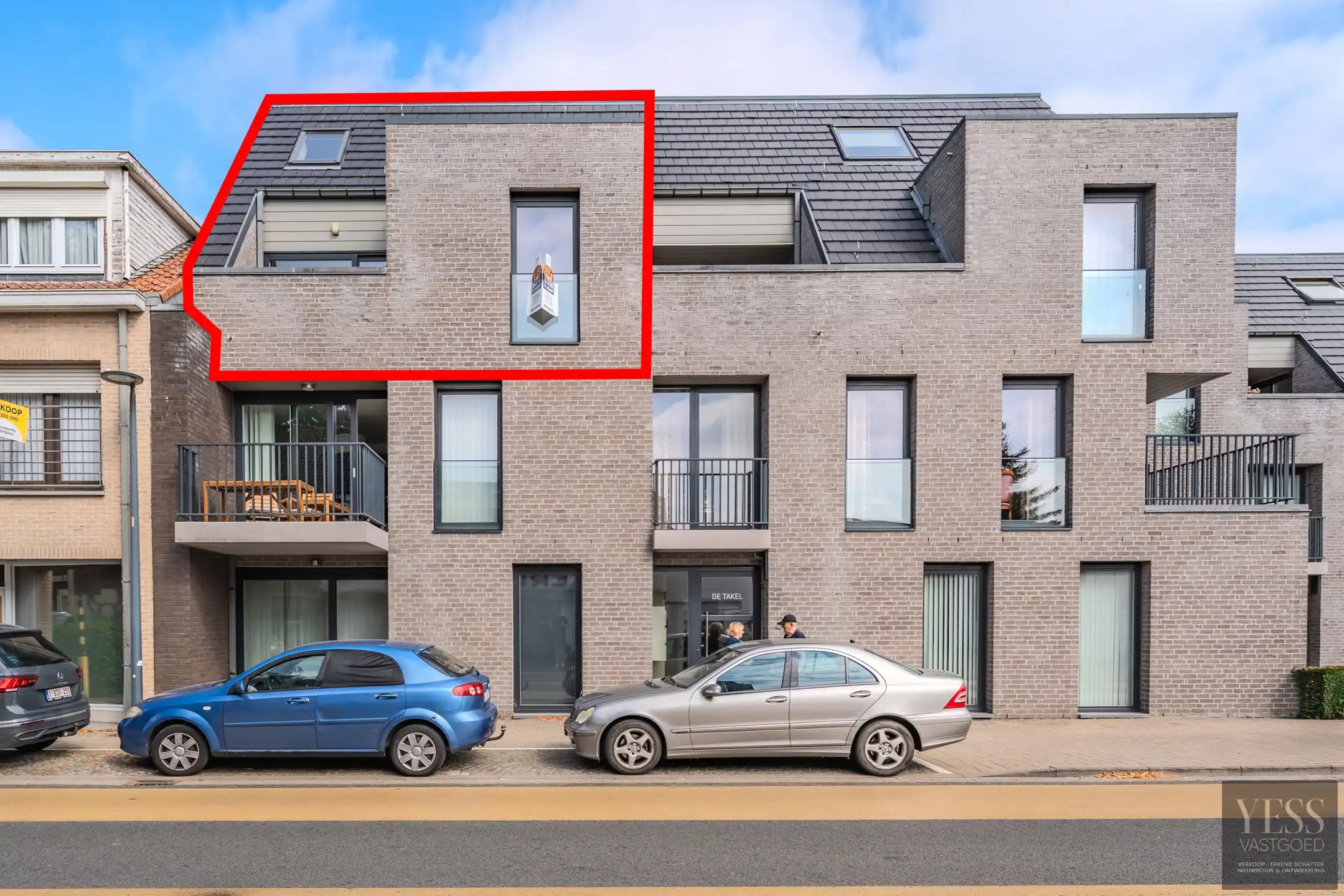 Lichtrijk duplexappartement met terras in Oudenburg! foto {{pictureIndex}}
