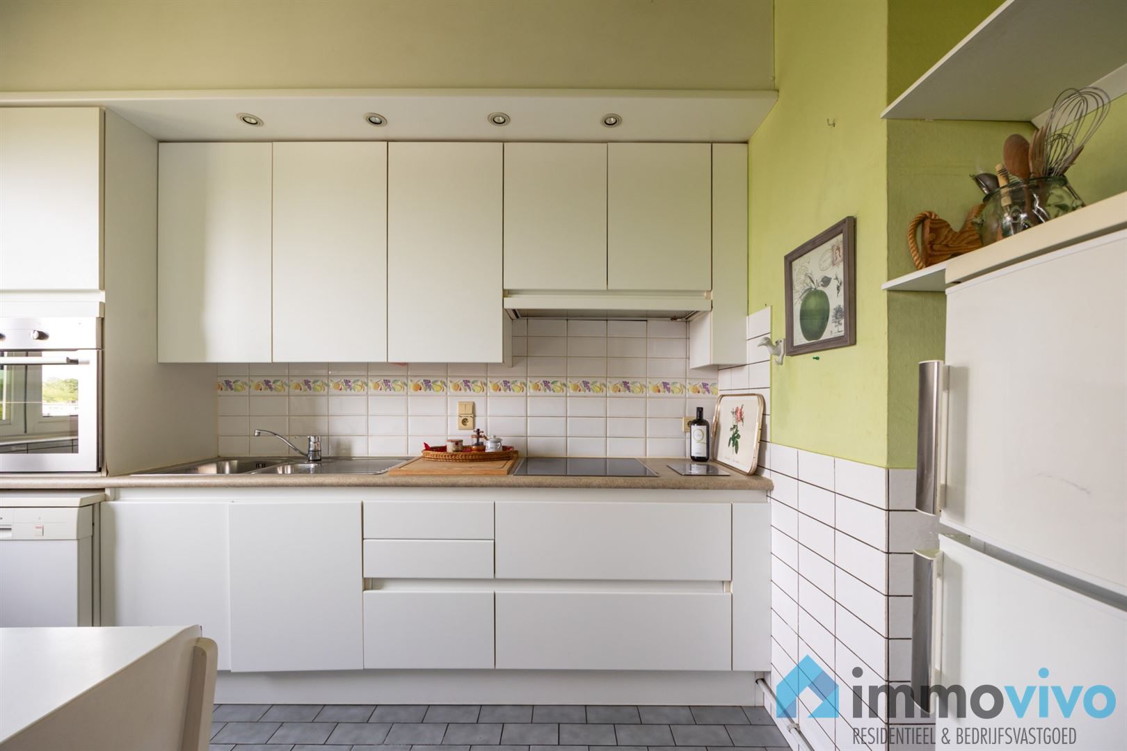 Groot appartement met aangenaam zuid-terras foto 4