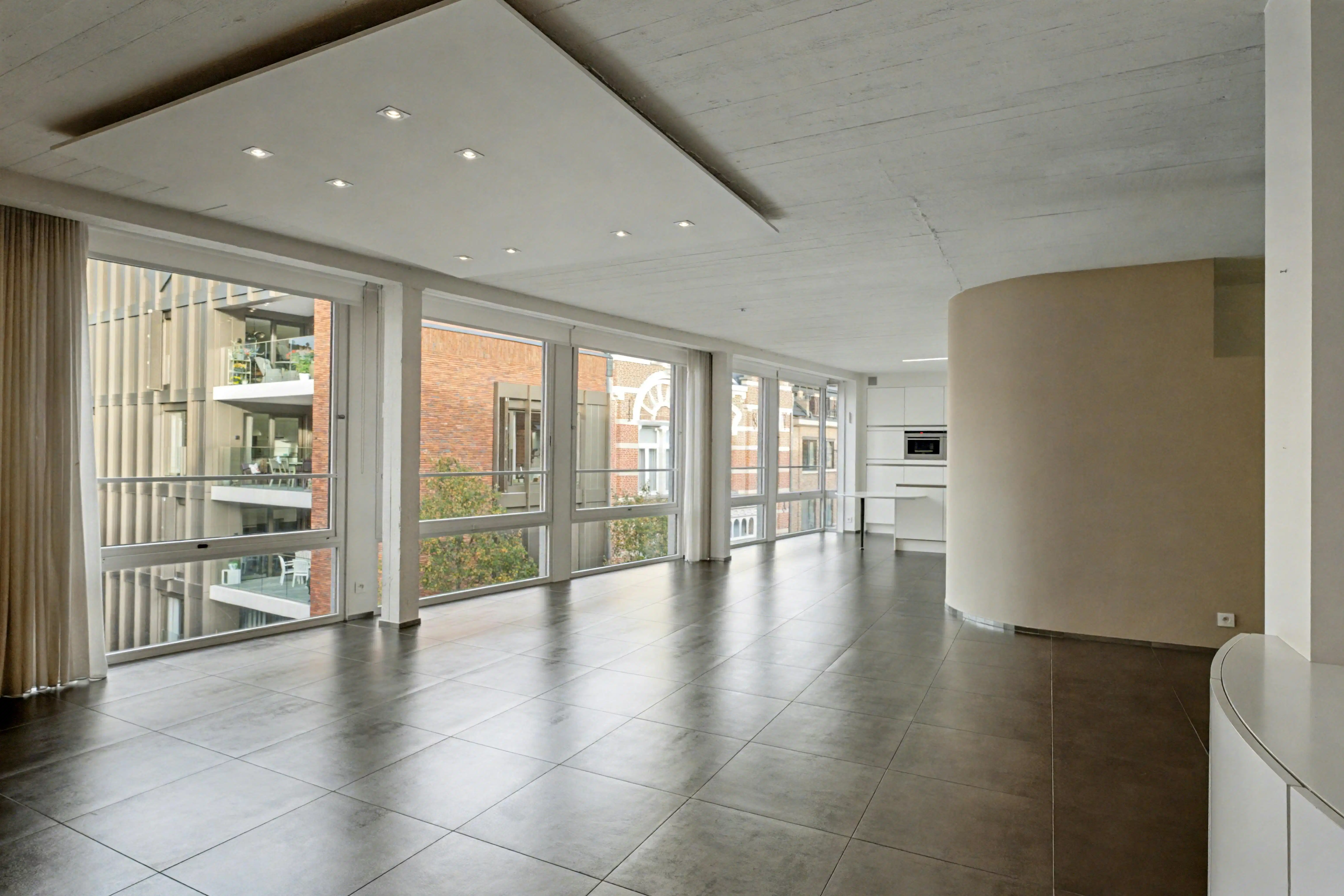 Exclusief duplex-penthouse met adembenemend terras in hartje Hasselt foto 11