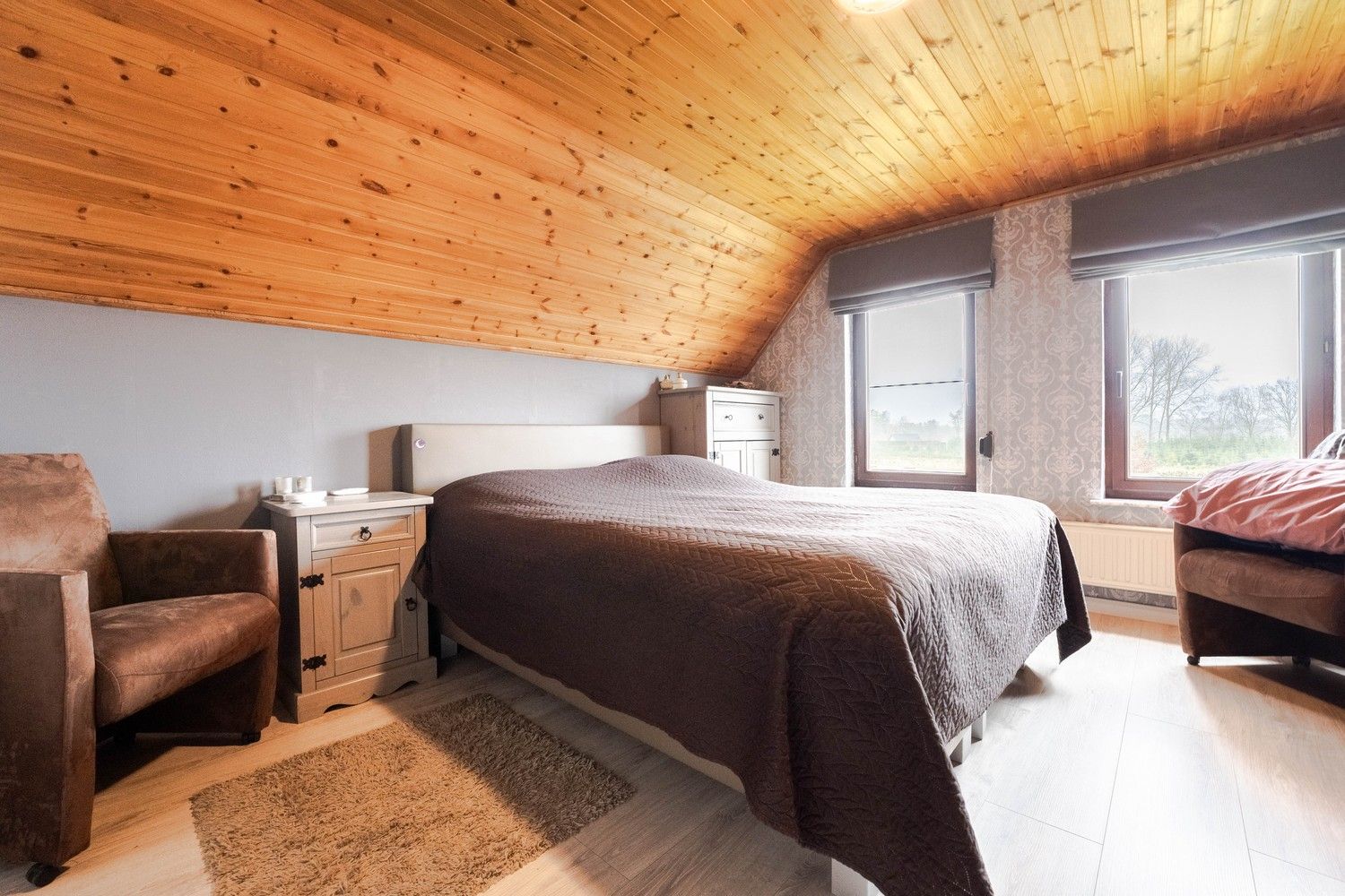 Mooie instapklare  woning op 1170m² dichtbij de grens! foto 22