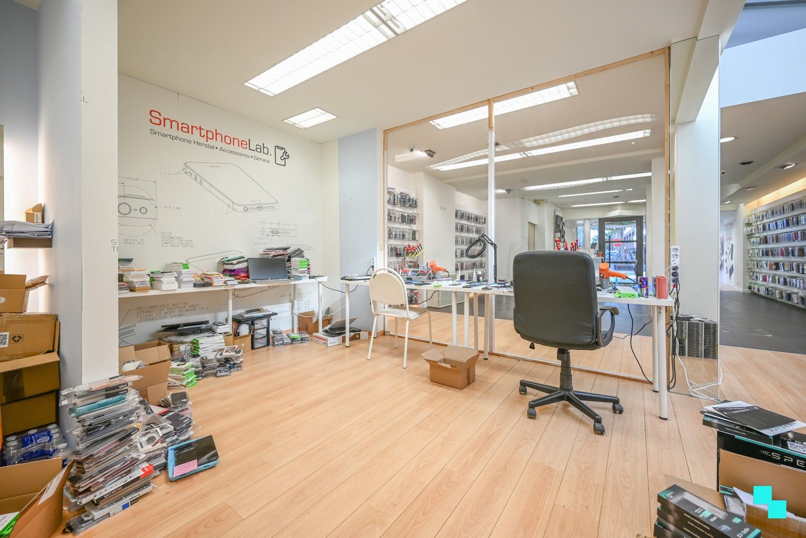 Interessante opbrengsteigendom in hartje Izegem foto 5