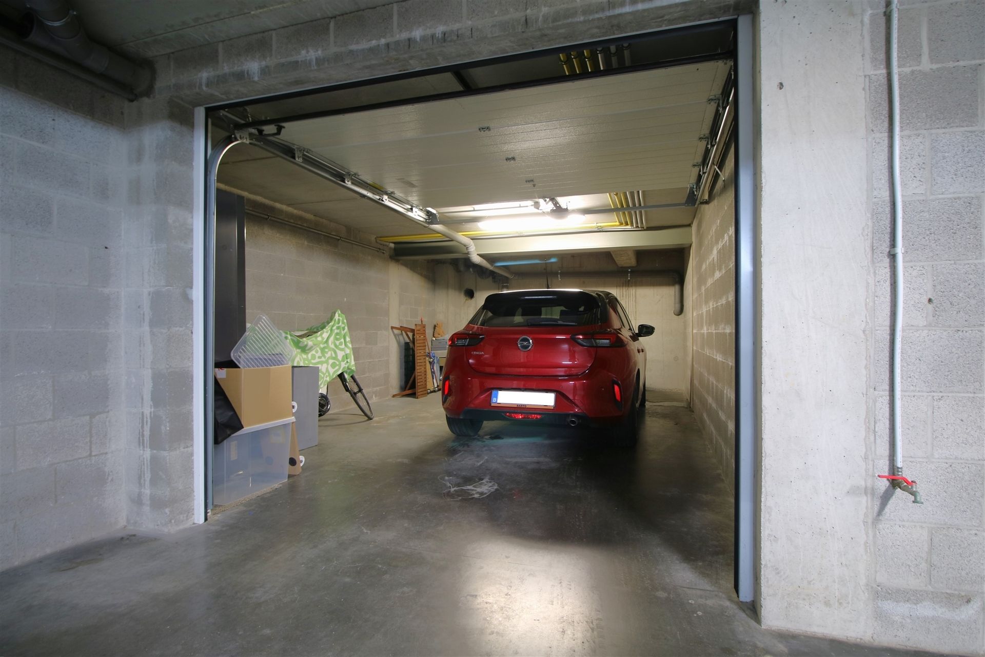 Knap gelijkvloers 2 slpk, terras & garage foto 22