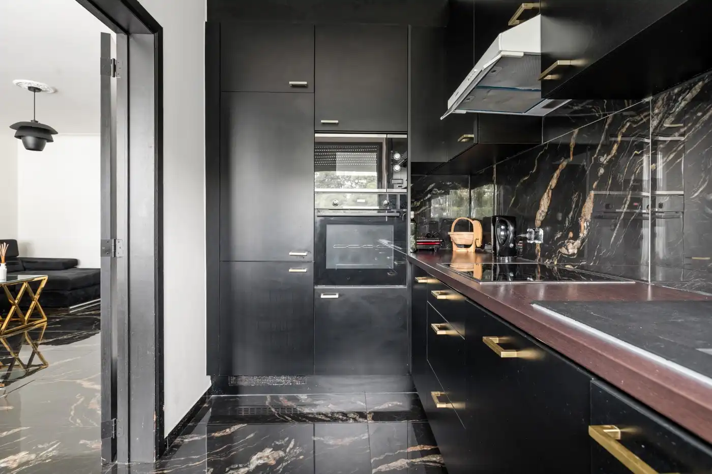 Tof, instapklaar app. op 3e verd. met 2 slpk., terrasje en garage foto 11