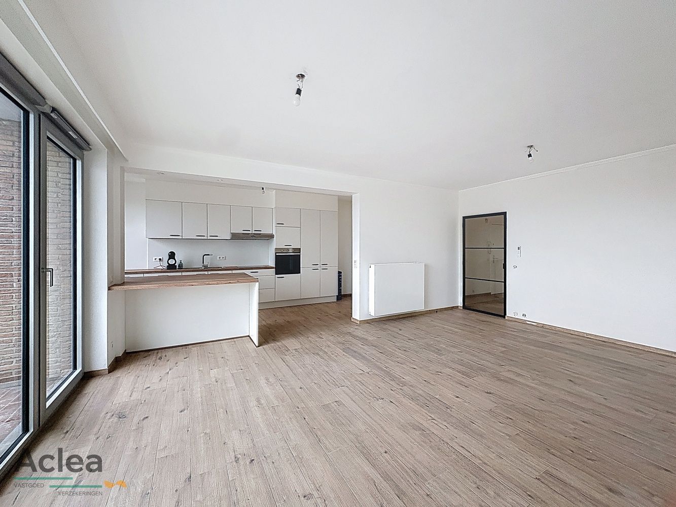Smaakvol gerenoveerd appartement foto {{pictureIndex}}