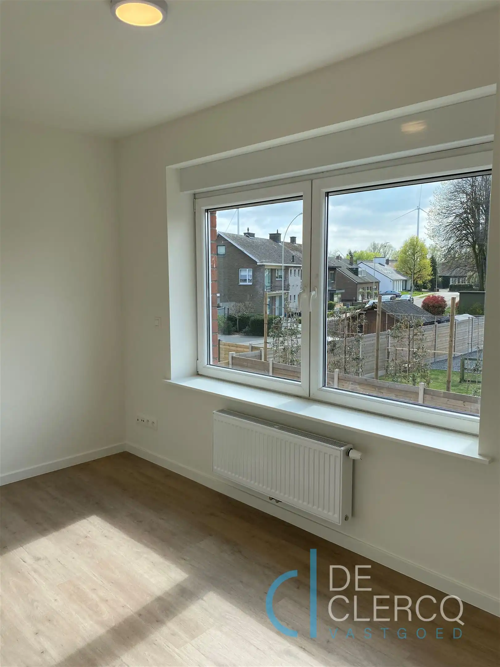 Modern gerenoveerd appartement te huur centrum Zelzate!  foto 10