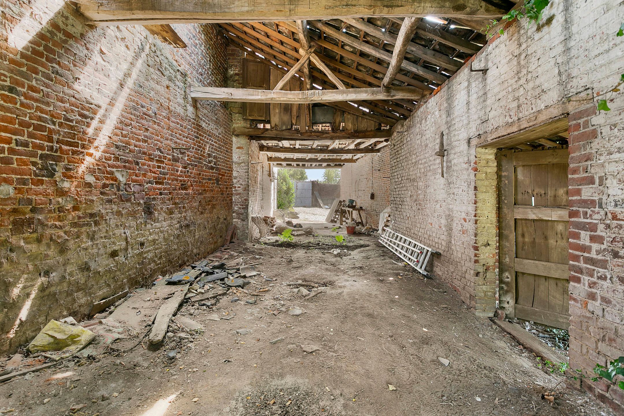 Unieke hoeve op een prachtige locatie in het Pajottenland foto 26